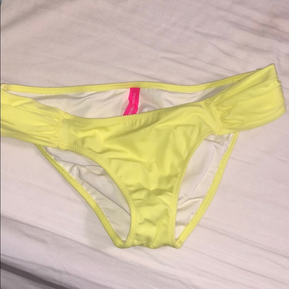 Bikini bottoms